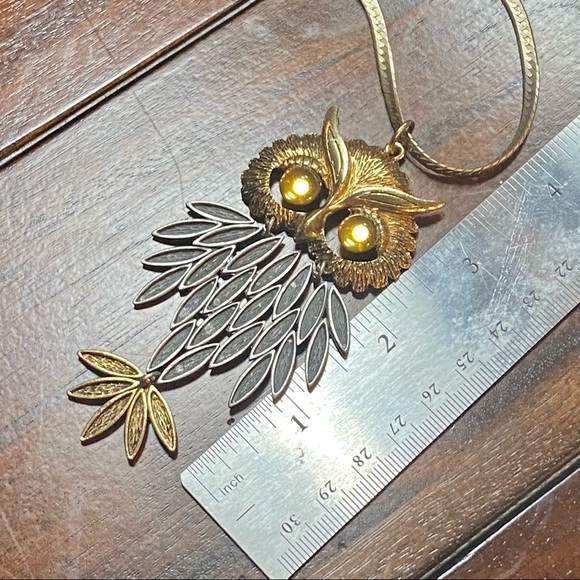 Vintage Large Mod Articulated Golden Silver Owl Pendant with Vintage Gold chain - Picture 7 of 8